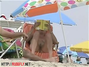 Candid naked beach nubile culo voyeur